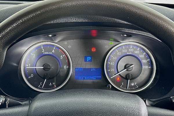 2019 Toyota HILUX SR (4x4) GUN126R MY19 4X4