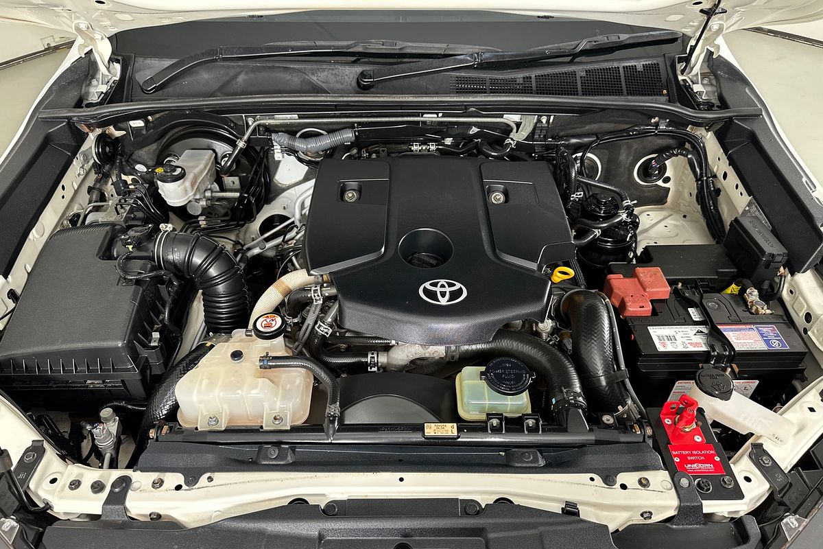 2021 Toyota HILUX SR (4x4) GUN126R 4X4
