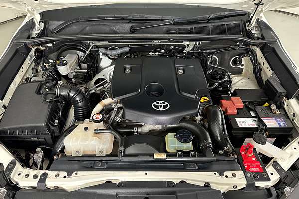 2021 Toyota HILUX SR (4x4) GUN126R 4X4