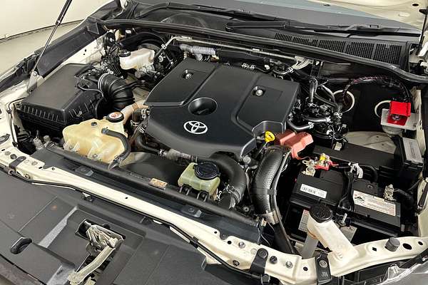2022 Toyota HILUX SR (4x4) GUN126R 4X4
