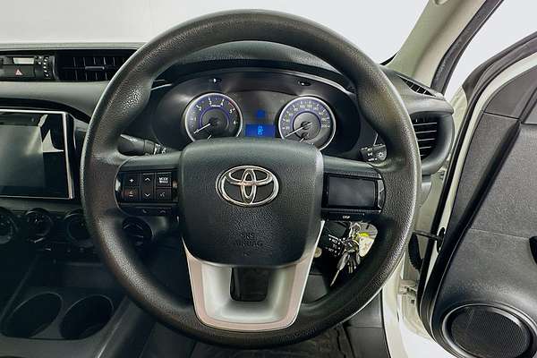 2018 Toyota HILUX SR (4x4) GUN126R MY17 4X4