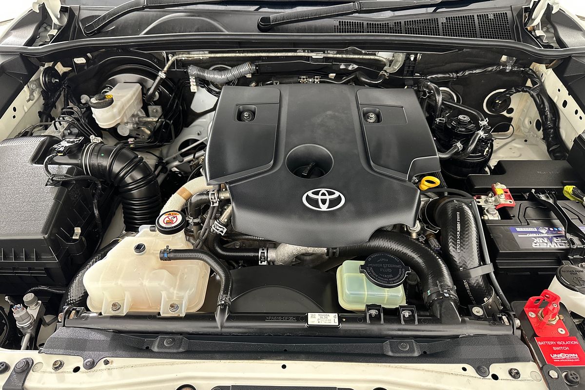 2021 Toyota HILUX SR (4x4) GUN126R 4X4