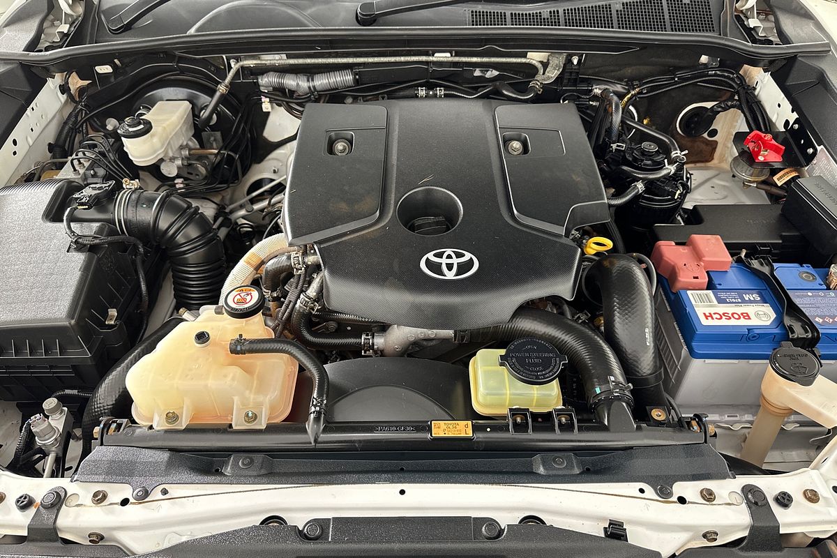 2020 Toyota HILUX SR (4x4) GUN126R MY19 UPGRADE 4X4