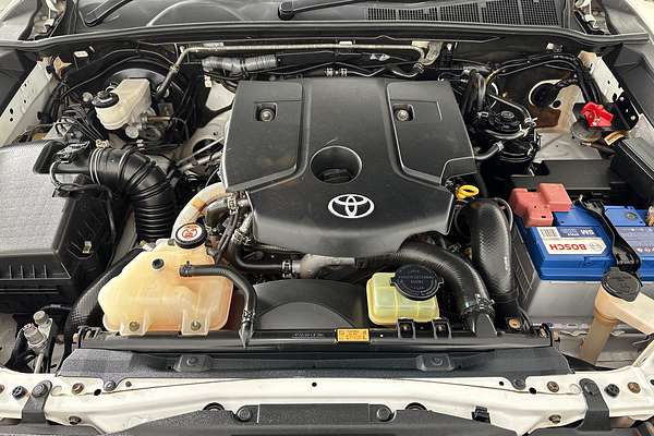 2020 Toyota HILUX SR (4x4) GUN126R MY19 UPGRADE 4X4