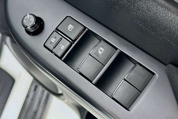2023 Toyota Hilux SR GUN126R 4X4