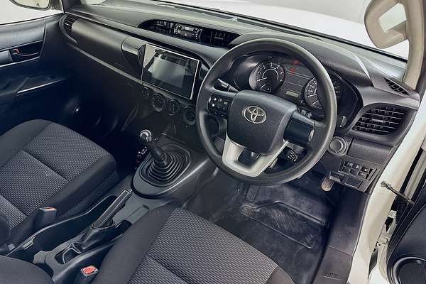 2018 Toyota HILUX Workmate GUN122R MY17 REAR WHEEL DRIVE