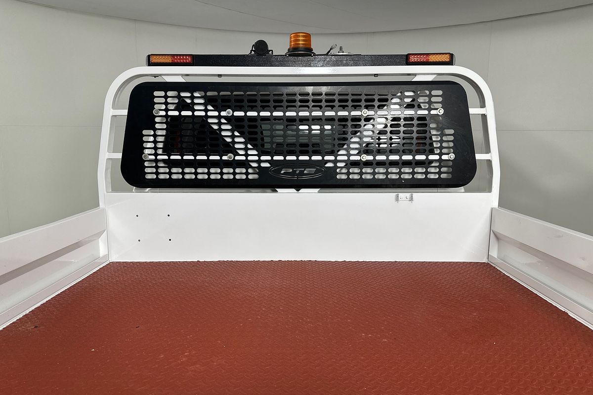 2021 Toyota HILUX SR (4x4) GUN126R FACELIFT 4X4