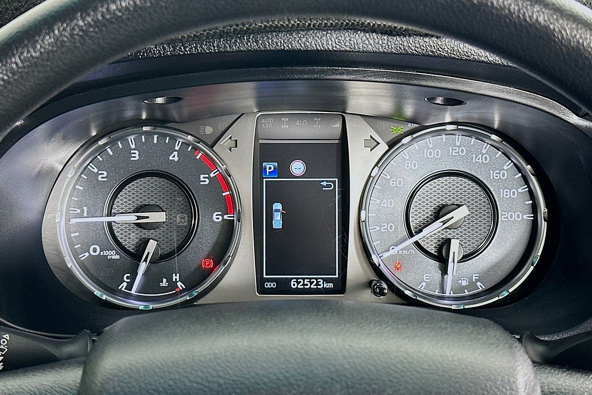 2020 Toyota HILUX SR GUN126R 4X4