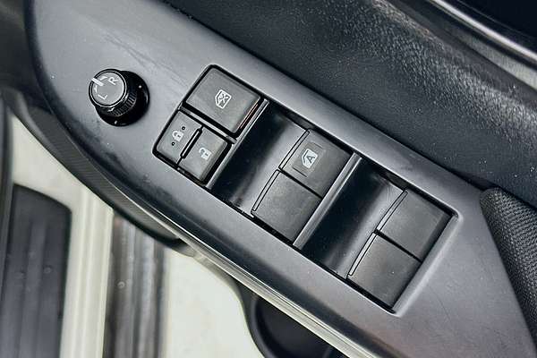 2022 Toyota HILUX SR (4x4) GUN126R 4X4