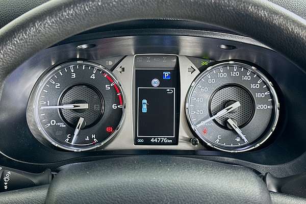 2024 Toyota HILUX SR 48V (4x4) GUN126R 4X4
