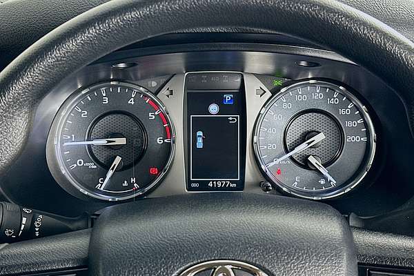 2024 Toyota Hilux SR 48V GUN126R 4X4