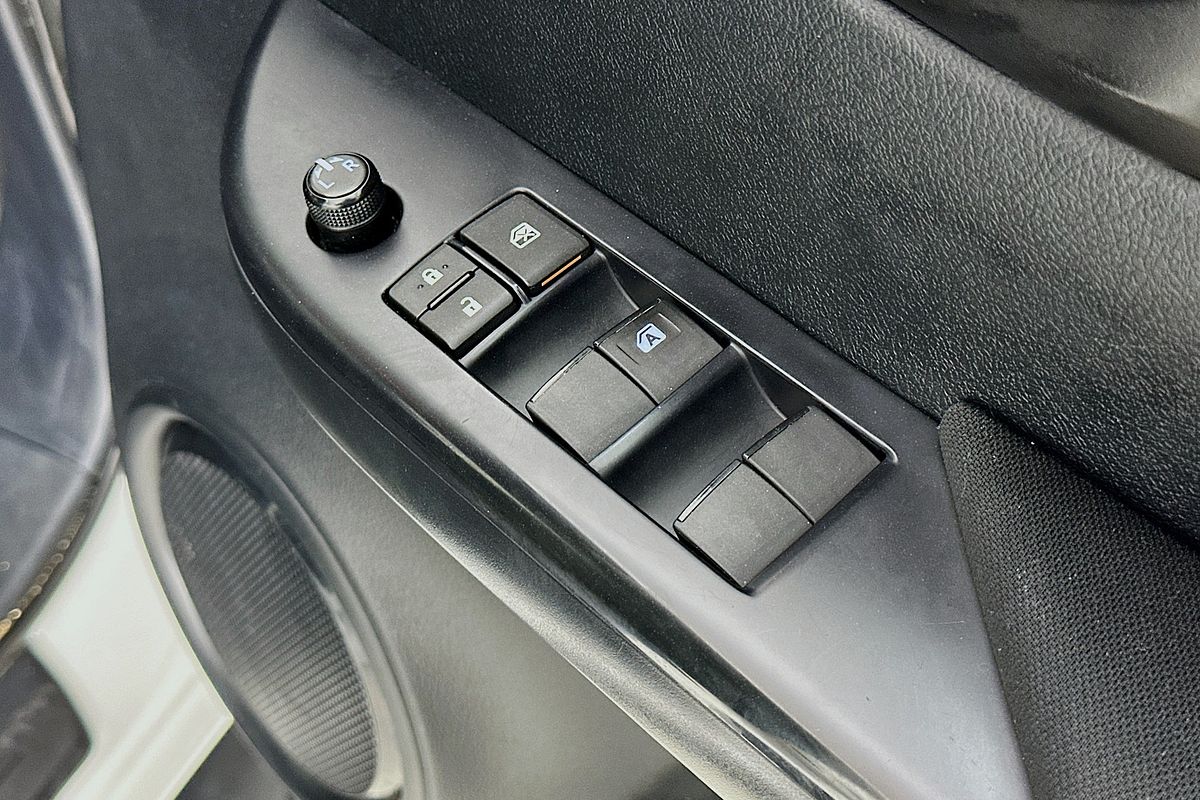2022 Toyota HILUX SR (4x4) GUN126R 4X4