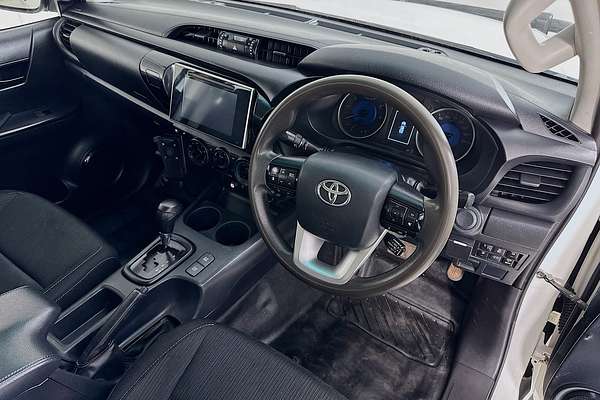 2020 Toyota HILUX SR (4x4) GUN126R MY19 UPGRADE 4X4