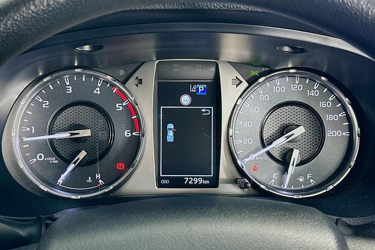 2023 Toyota HILUX SR GUN126R 4X4