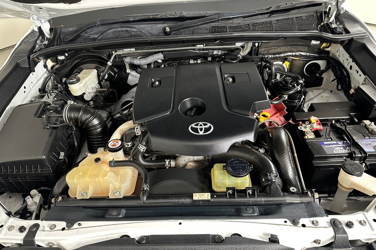 2019 Toyota HILUX SR (4x4) GUN126R MY19 4X4