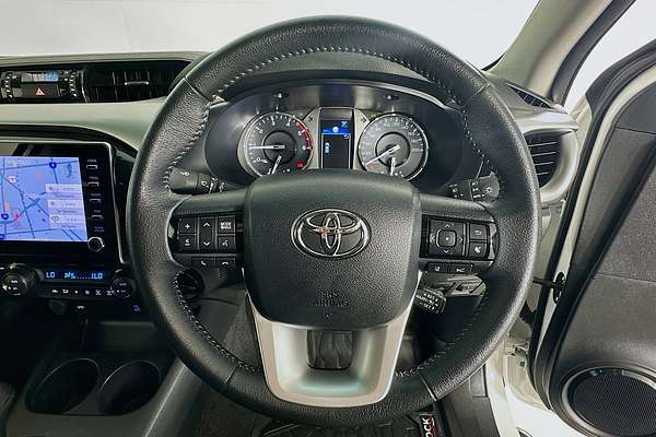 2023 Toyota HILUX SR5 (4x4) GUN126R 4X4