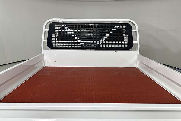 2022 Toyota HILUX SR (4x4) STEEL WHEELS GUN126R 4X4
