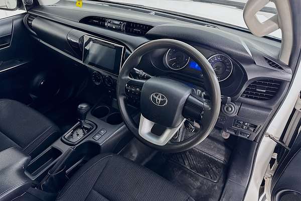2019 Toyota HILUX SR (4x4) GUN126R MY19 4X4