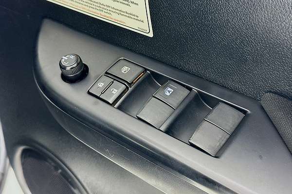 2021 Toyota HILUX SR (4x4) GUN126R 4X4