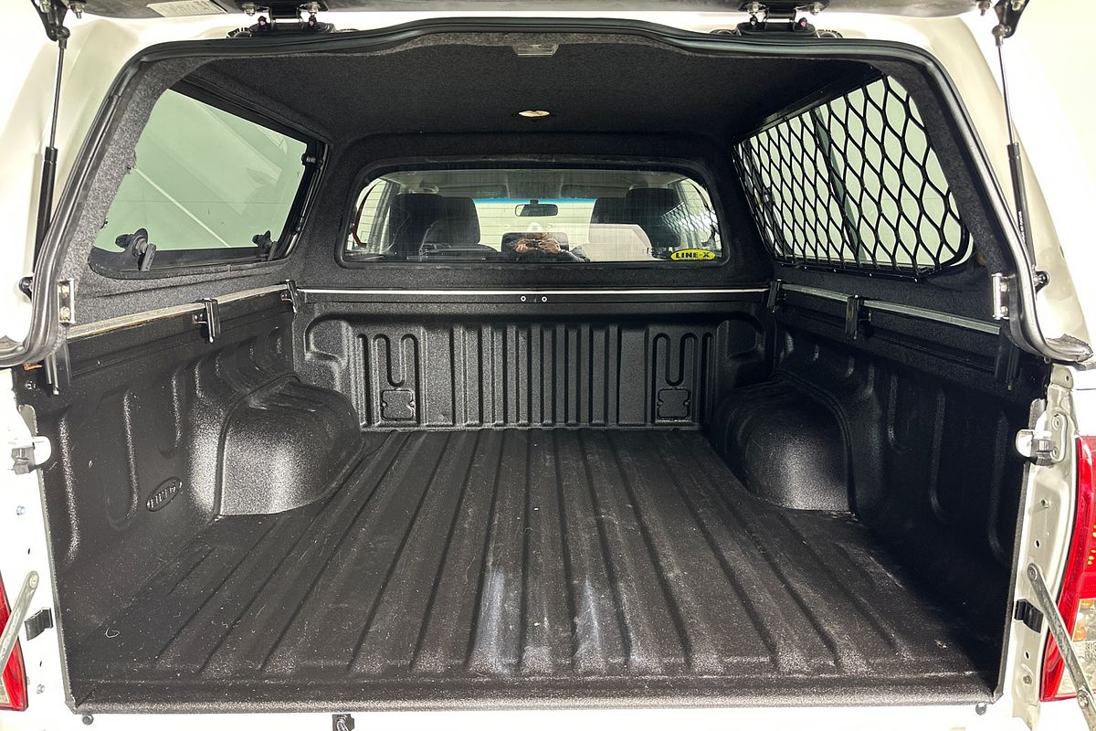 2017 Toyota HILUX WORKMATE TGN121R MY17 REAR WHEEL DRIVE