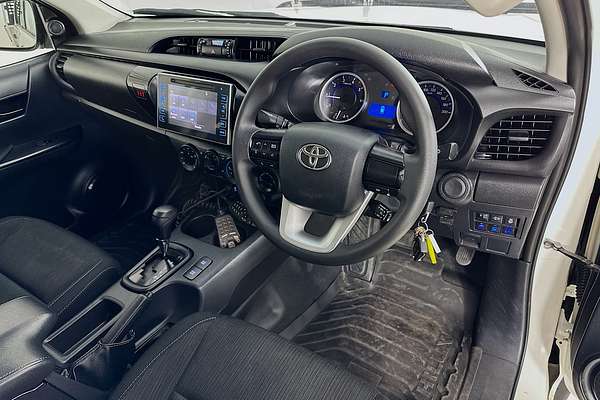 2019 Toyota HILUX SR (4x4) GUN126R MY19 UPGRADE 4X4