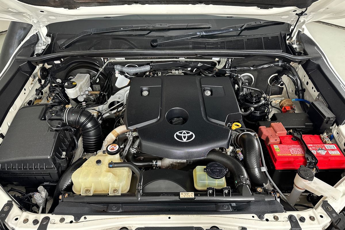 2022 Toyota HILUX SR (4x4) GUN126R 4X4