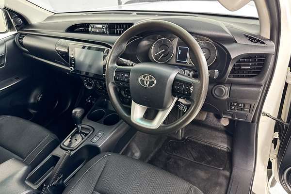 2022 Toyota HILUX SR (4x4) GUN126R 4X4