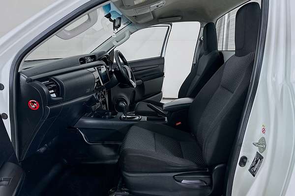 2017 Toyota HILUX WORKMATE TGN121R REAR WHEEL DRIVE