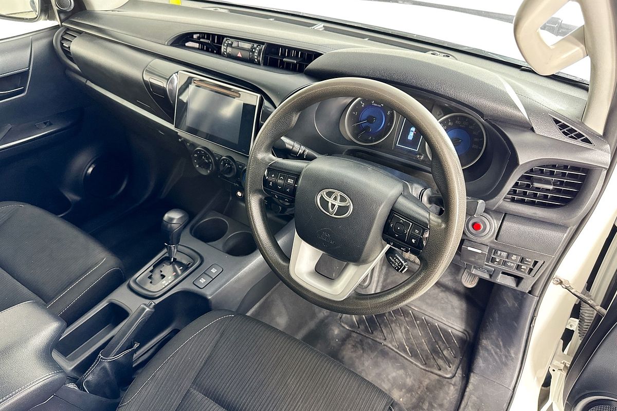 2020 Toyota HILUX SR (4x4) GUN126R MY19 UPGRADE 4X4