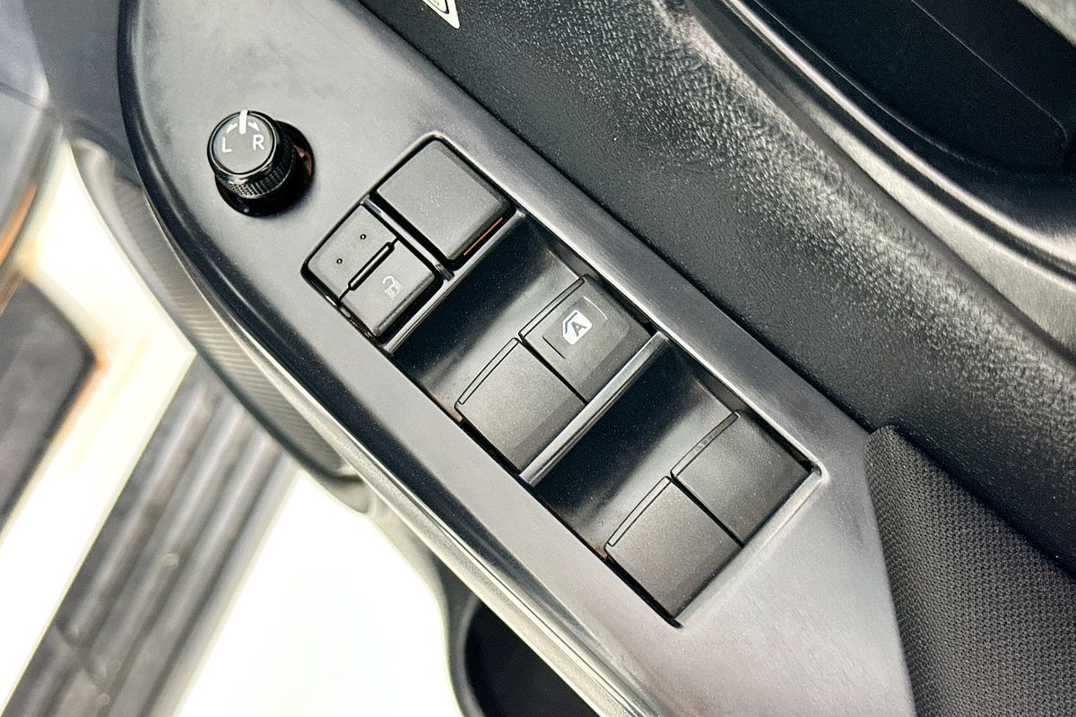 2022 Toyota HILUX SR (4x4) GUN126R 4X4