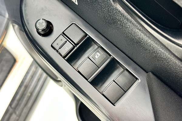 2022 Toyota HILUX SR (4x4) GUN126R 4X4