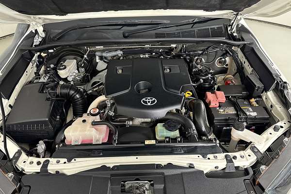 2021 Toyota HILUX SR (4x4) GUN126R 4X4