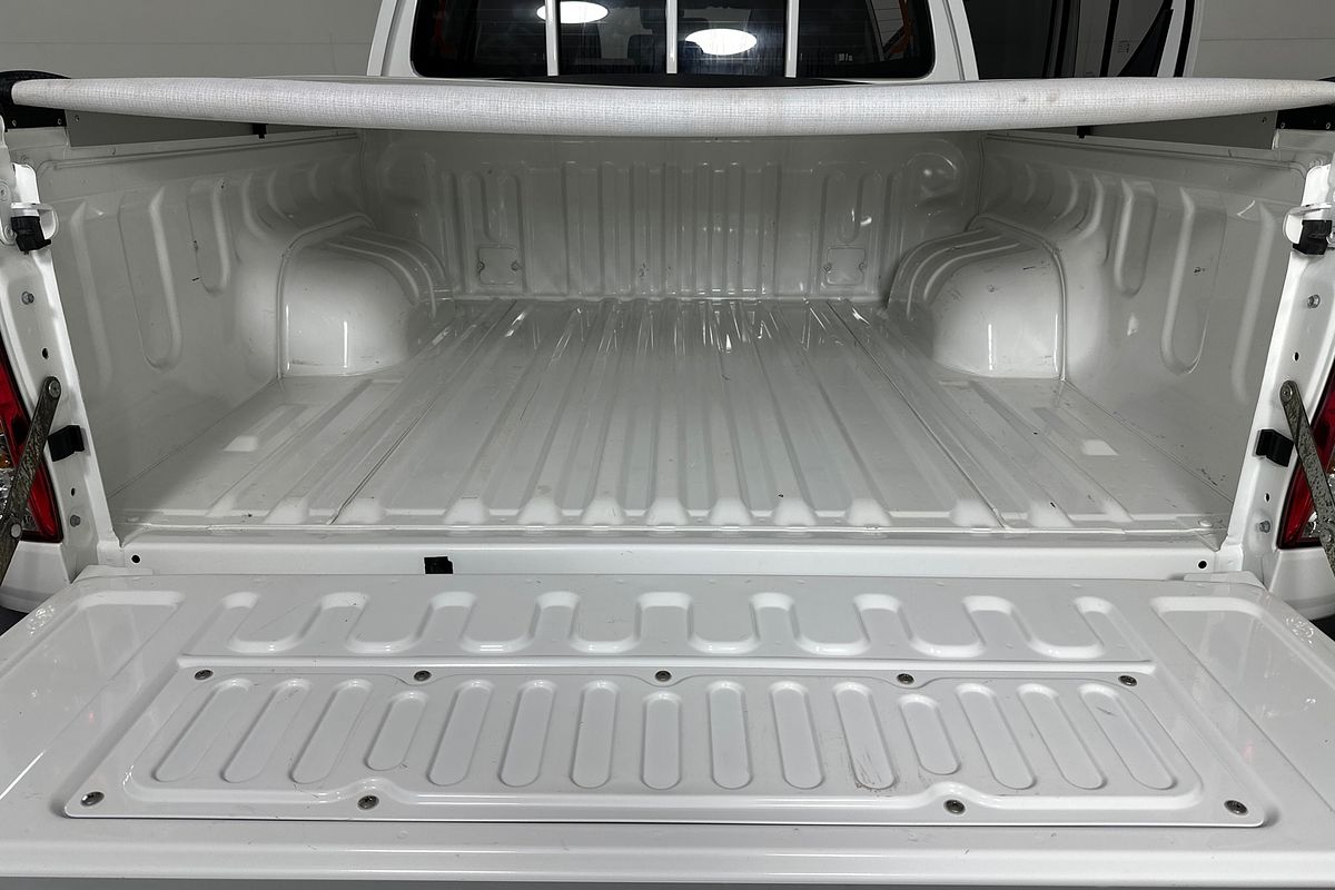 2022 Toyota HILUX SR HI-RIDER (4x2) GUN136R REAR WHEEL DRIVE
