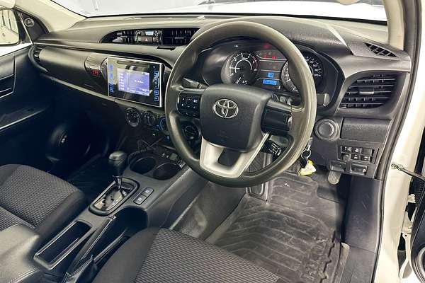 2017 Toyota HILUX WORKMATE (4x4) GUN125R 4X4
