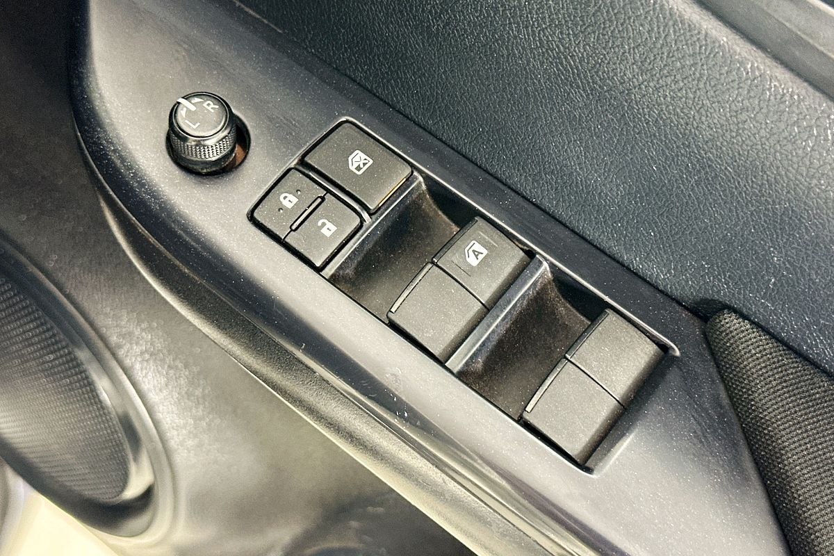 2022 Toyota HILUX SR (4x4) GUN126R 4X4