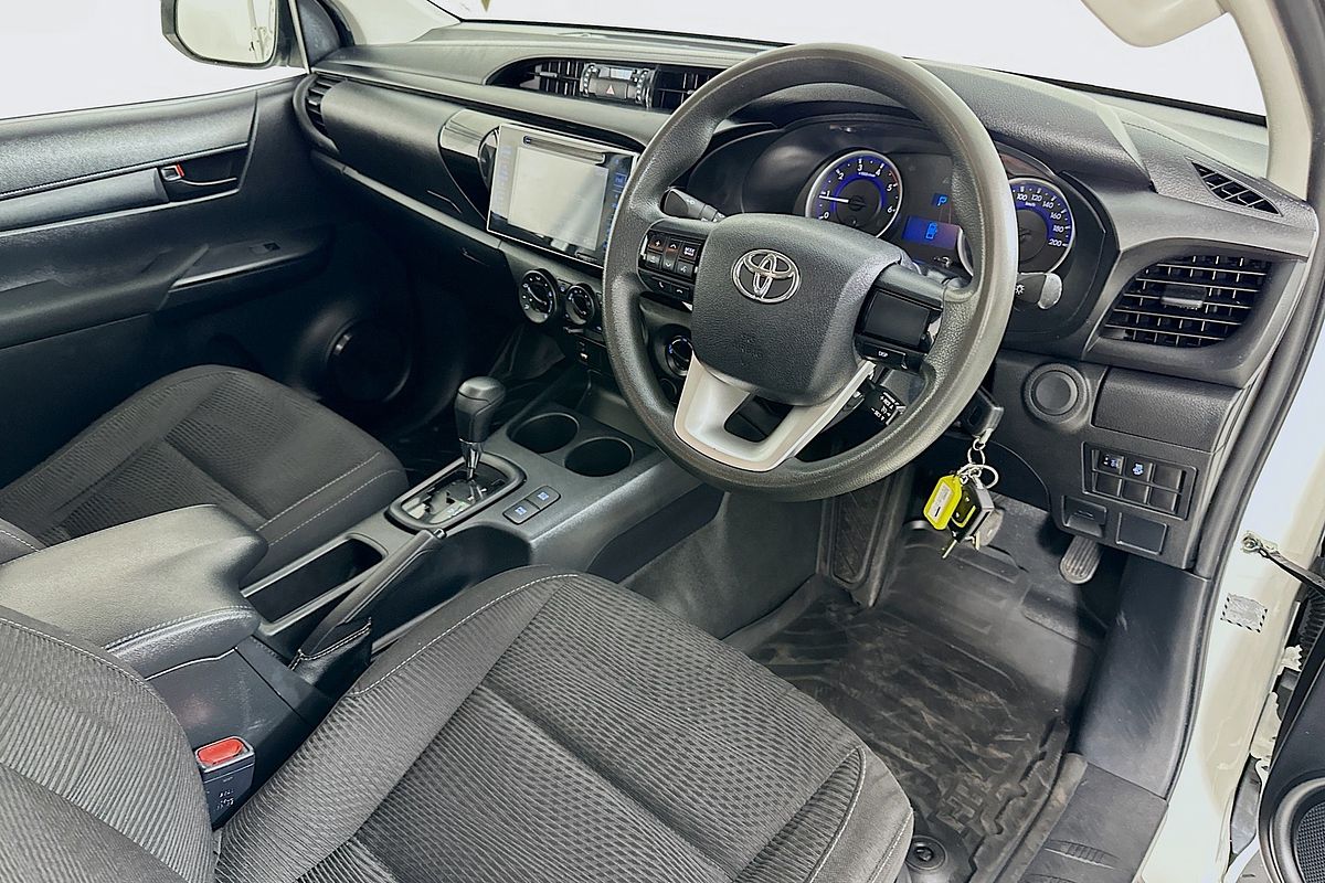 2018 Toyota Hilux SR (4x4) GUN126R MY17 4X4
