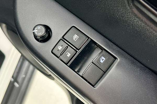 2024 Toyota HILUX SR (4x4) GUN126R 4X4