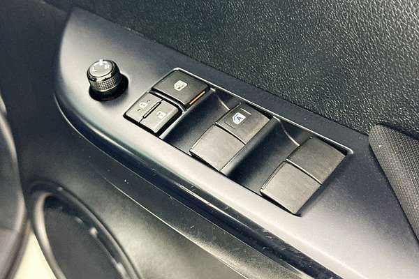 2022 Toyota HILUX SR (4x4) GUN126R 4X4