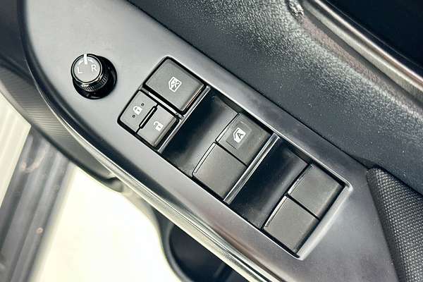 2022 Toyota HILUX SR (4x4) GUN126R 4X4