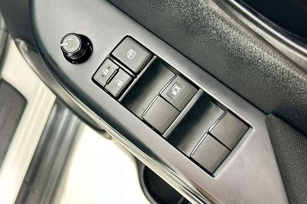 2022 Toyota HILUX SR (4x4) GUN126R 4X4