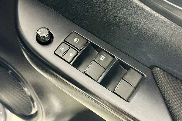 2022 Toyota HILUX SR (4x4) GUN126R 4X4