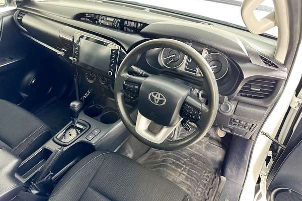 2022 Toyota HILUX SR (4x4) GUN126R 4X4