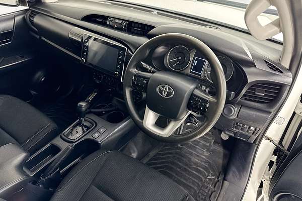 2021 Toyota HILUX SR (4x4) GUN126R 4X4