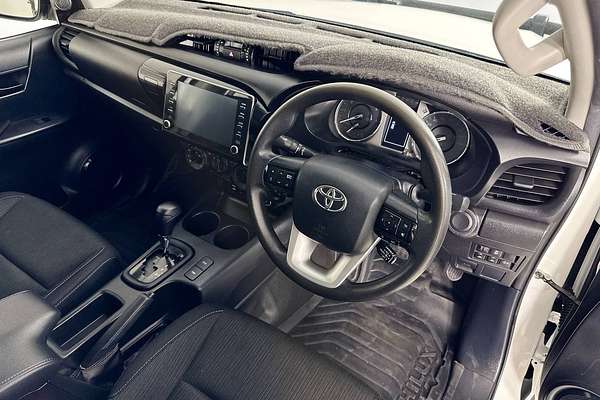 2022 Toyota HILUX SR (4x4) GUN126R 4X4