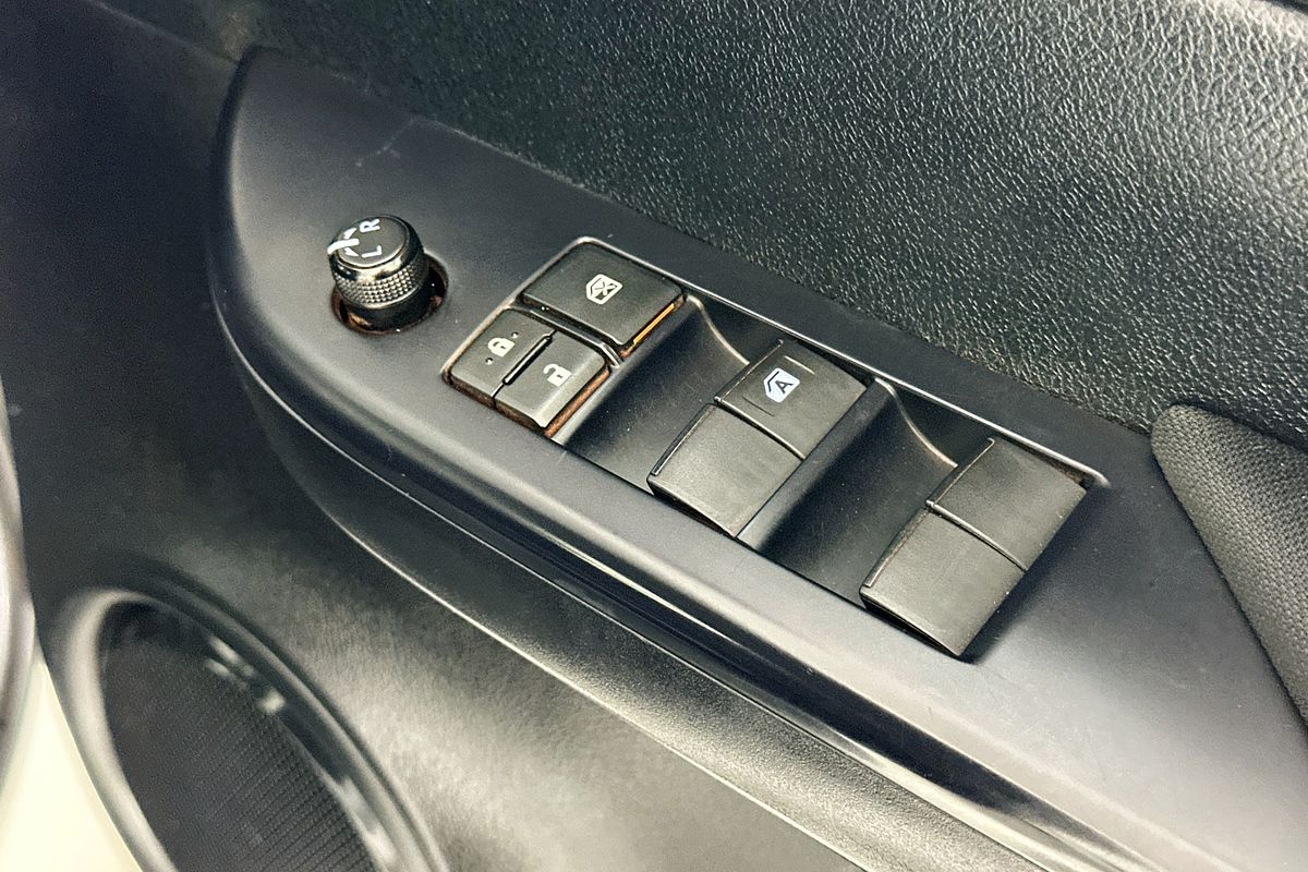 2022 Toyota HILUX SR (4x4) GUN126R 4X4