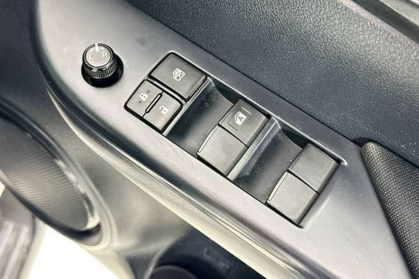 2022 Toyota HILUX SR (4x4) GUN126R 4X4