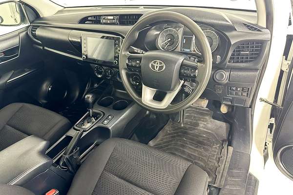 2020 Toyota HILUX SR (4x4) GUN126R MY19 UPGRADE 4X4