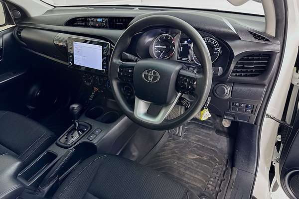 2022 Toyota HILUX SR (4x4) GUN126R 4X4