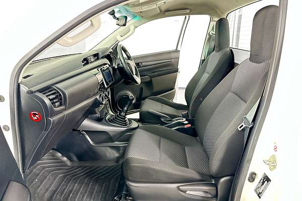 2018 Toyota Hilux WORKMATE GUN122R MY17 REAR WHEEL DRIVE