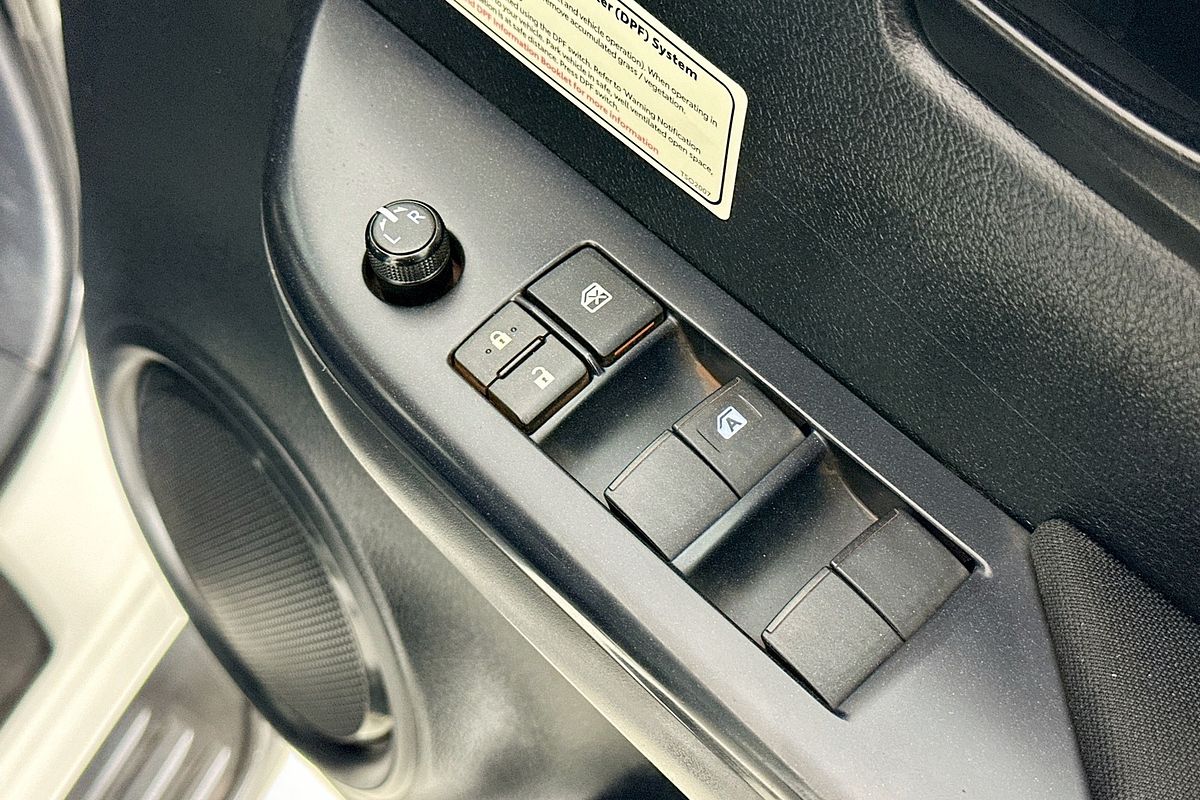 2022 Toyota HILUX SR (4x4) GUN126R 4X4